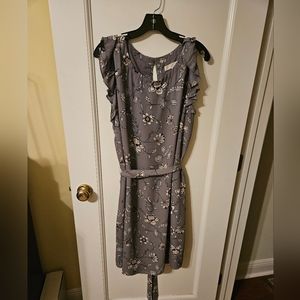 Loft Purple Floral flutter sleeve dress size 20